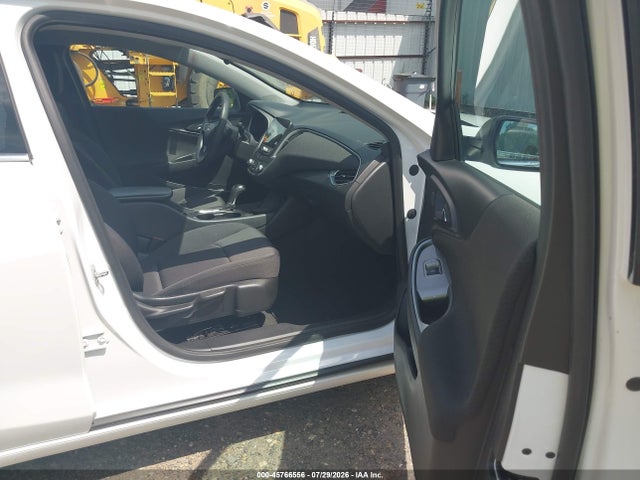 1G1ZC5ST3LF138998 Chevrolet Malibu Fwd 1fl