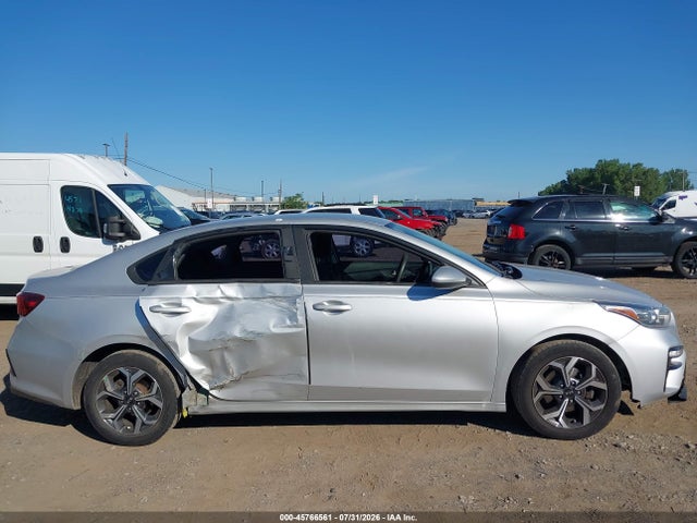 Продажа на аукционе авто 2019 Kia Forte Lxs, vin: 3KPF24AD6KE102880, номер лота: 45766561