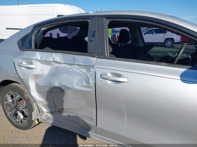 Продажа на аукционе авто 2019 Kia Forte Lxs, vin: 3KPF24AD6KE102880, номер лота: 45766561