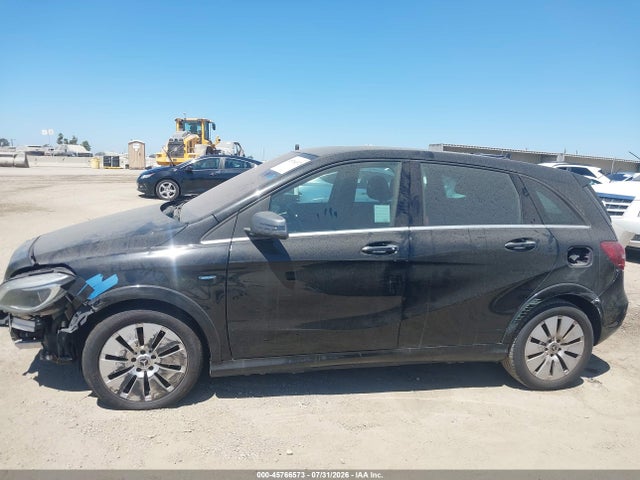 Mercedes-Benz B 250e 2017 WDDVP9AB2HJ016718 Image 14