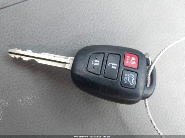 45766578 :رقم المزاد ، 5TDZZRFH2JS250188 vin ، 2018 Toyota Highlander Le Plus مزاد بيع