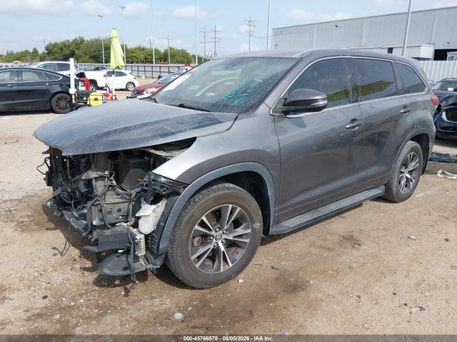 45766578 :رقم المزاد ، 5TDZZRFH2JS250188 vin ، 2018 Toyota Highlander Le Plus مزاد بيع