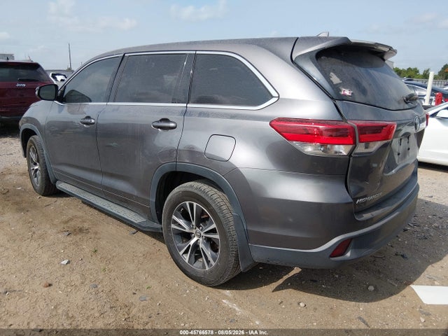 45766578 :رقم المزاد ، 5TDZZRFH2JS250188 vin ، 2018 Toyota Highlander Le Plus مزاد بيع