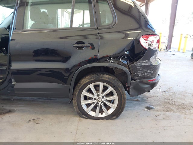 Продажа на аукционе авто 2017 Volkswagen Tiguan 2.0t/2.0t S, vin: WVGBV7AX0HK052433, номер лота: 45766681