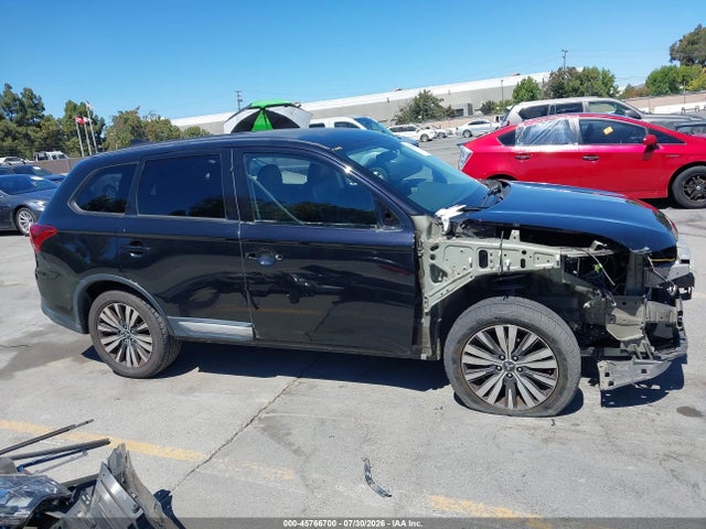 Mitsubishi Outlander Se 2019 JA4AZ3A34KZ046525 Image 14