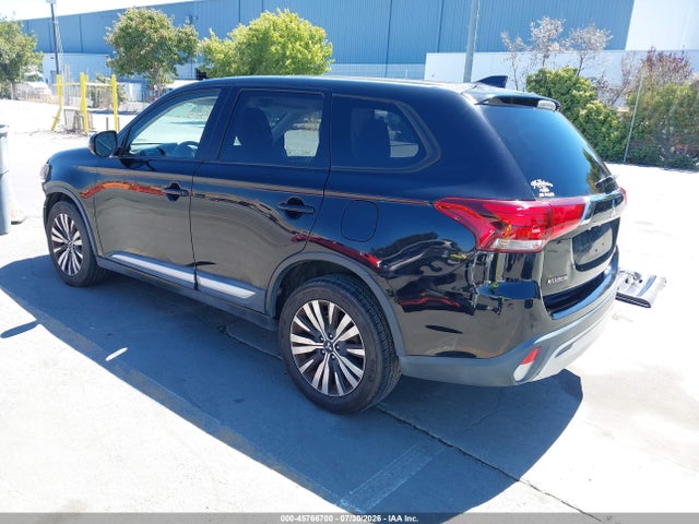 Mitsubishi Outlander Se 2019 JA4AZ3A34KZ046525 Image 3