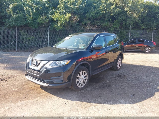 Nissan ROGUE S 2017 JN8AT2MV5HW005043 Image 2