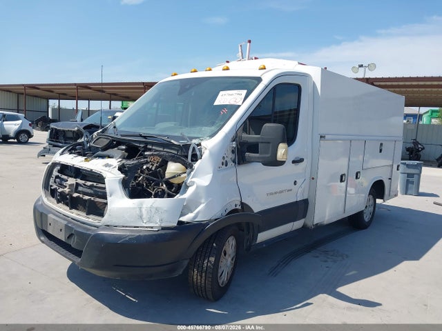 45766790 :رقم المزاد ، 1FDBW5PM7JKA17957 vin ، 2018 Ford Transit-350 Cutaway مزاد بيع