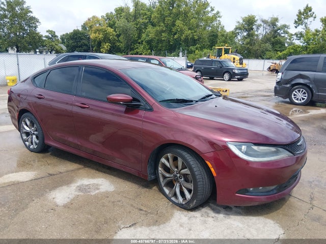 45766797 :رقم المزاد ، 1C3CCCDG7FN523528 vin ، 2015 Chrysler 200 S مزاد بيع