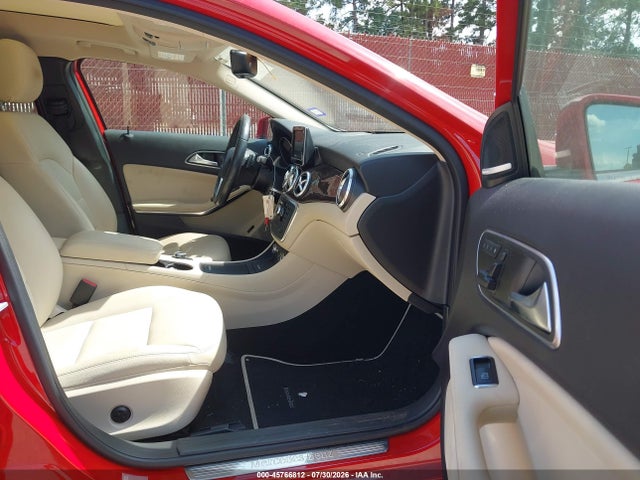 Продажа на аукционе авто 2015 Mercedes-benz Gla 250, vin: WDCTG4EB7FJ179080, номер лота: 45766812
