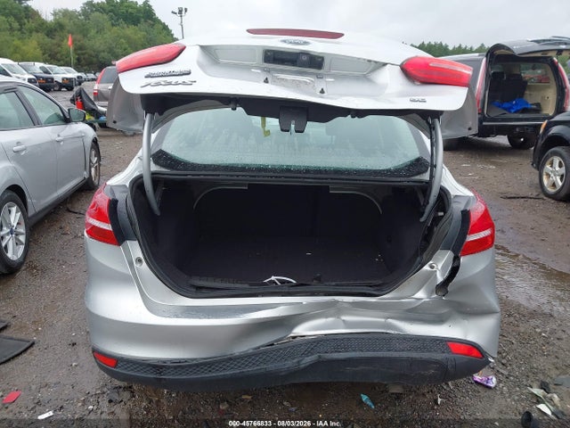 Ford FOCUS SE 2016 1FADP3F28GL303100 Image 16