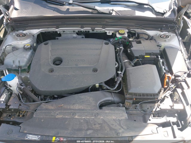 Продажа на аукционе авто 2025 Volvo Xc40 B5 Core Bright Theme, vin: YV4L12UJ6S2477321, номер лота: 45766883