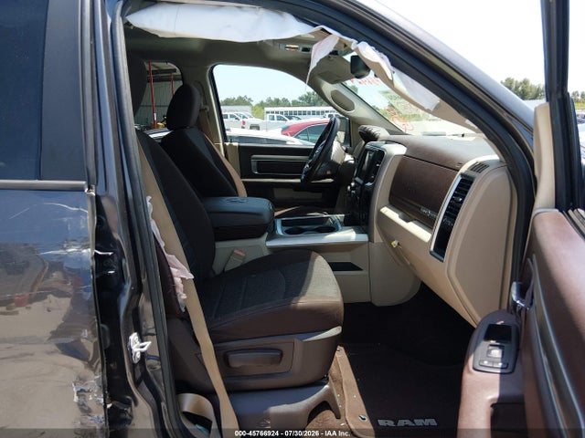 45766924 :رقم المزاد ، 1C6RR6LT0GS209315 vin ، 2016 Ram 1500 Slt مزاد بيع