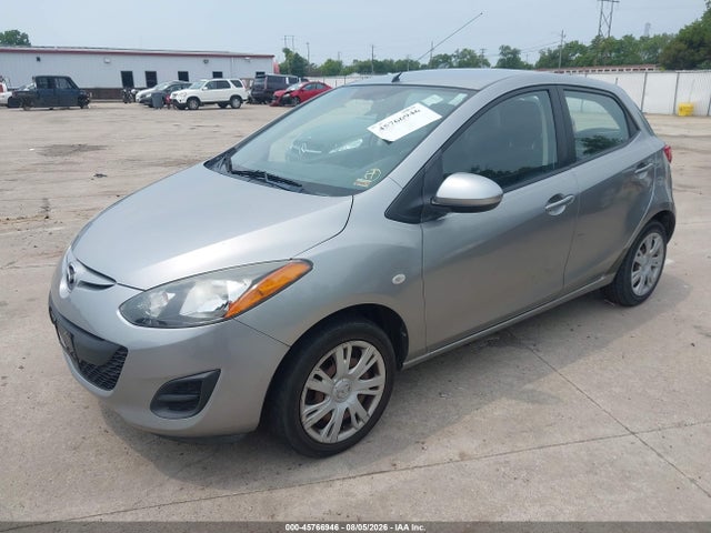 45766946 :رقم المزاد ، JM1DE1HY8B0106346 vin ، 2011 Mazda Mazda2 Sport مزاد بيع
