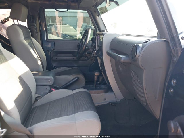 Продажа на аукционе авто 2007 Jeep Wrangler X, vin: 1J4FA24137L204008, номер лота: 45766950