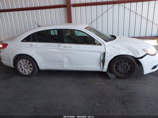 Aukcja sprzedaży 2014 Chrysler 200 Lx, vin: 1C3CCBABXEN122878, numer aukcji: 45766961