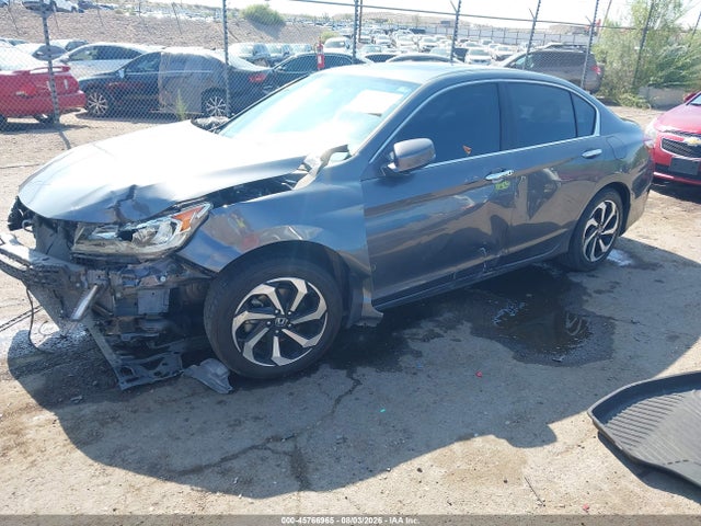 Honda ACCORD EX 2017 1HGCR2F73HA217035 Image 2