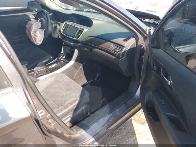 Honda ACCORD EX 2017 1HGCR2F73HA217035 Image 5