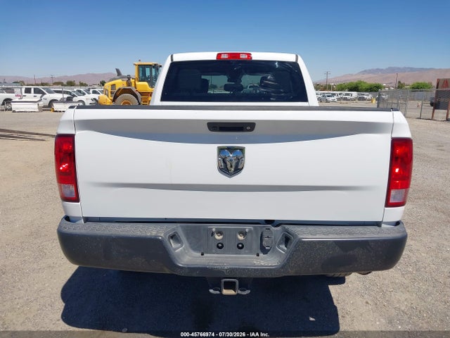45766974 :رقم المزاد ، 3C6TR4CT2JG312969 vin ، 2018 Ram 2500 Tradesman  4x2 6'4 Box مزاد بيع