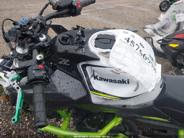 Продажа на аукционе авто 2021 Kawasaki Er650 K, vin: ML5EREK16MDA41033, номер лота: 45766978