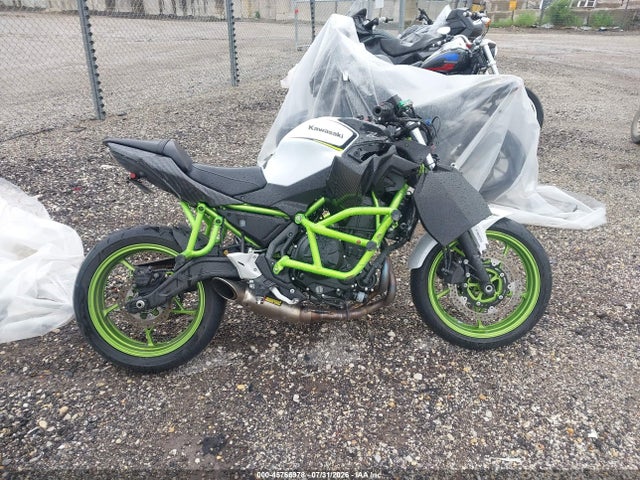 Продажа на аукционе авто 2021 Kawasaki Er650 K, vin: ML5EREK16MDA41033, номер лота: 45766978