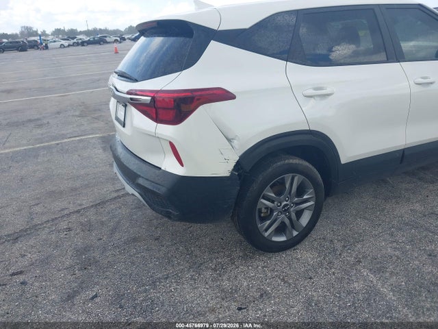 2023 Kia Seltos Lx მანქანა იყიდება აუქციონზე, vin: KNDEPCAA0P7451621, აუქციონის ნომერი: 45766979