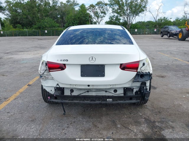 2022 Mercedes-benz A 220 მანქანა იყიდება აუქციონზე, vin: W1K3G4EB2NJ368438, აუქციონის ნომერი: 45766992