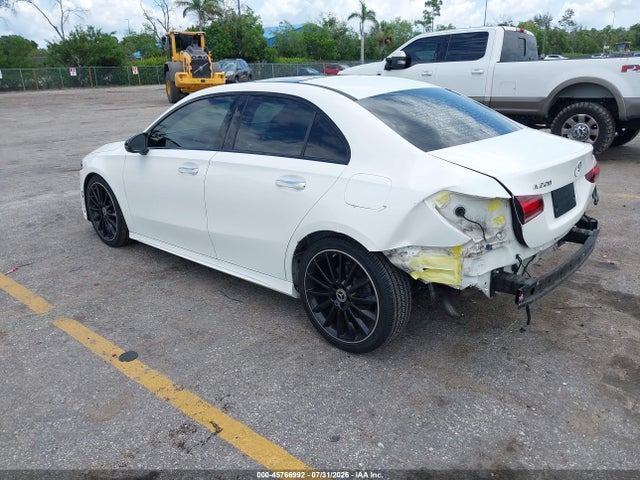2022 Mercedes-benz A 220 მანქანა იყიდება აუქციონზე, vin: W1K3G4EB2NJ368438, აუქციონის ნომერი: 45766992