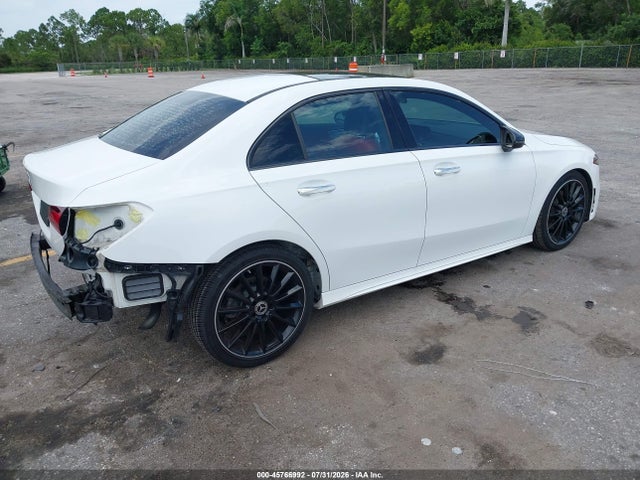 2022 Mercedes-benz A 220 მანქანა იყიდება აუქციონზე, vin: W1K3G4EB2NJ368438, აუქციონის ნომერი: 45766992