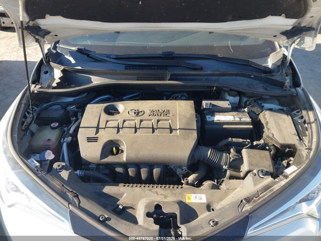 Toyota C-HR XLE 2018 NMTKHMBX8JR053898 Image 10