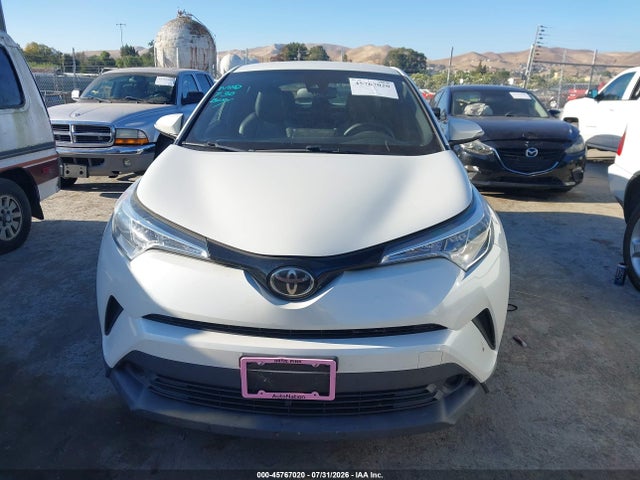 Toyota C-HR XLE 2018 NMTKHMBX8JR053898 Image 12