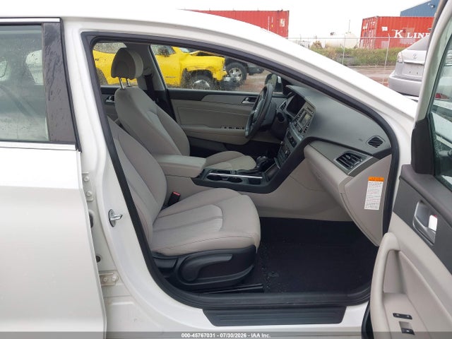 2016 Hyundai Sonata Hybrid Se მანქანა იყიდება აუქციონზე, vin: KMHE24L16GA036531, აუქციონის ნომერი: 45767031