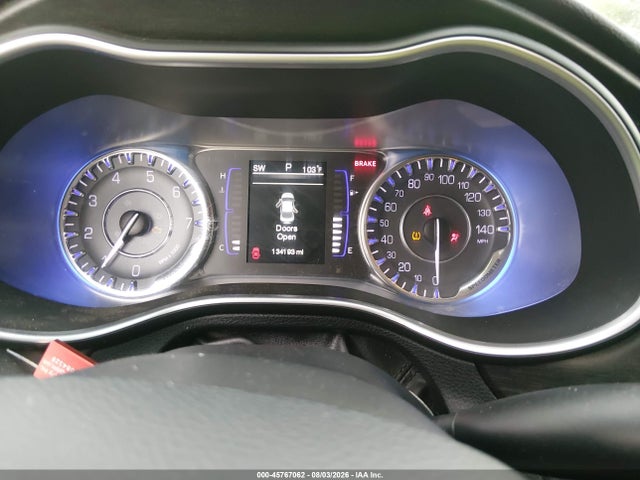 2015 Chrysler 200 Limited მანქანა იყიდება აუქციონზე, vin: 1C3CCCAB5FN742318, აუქციონის ნომერი: 45767062