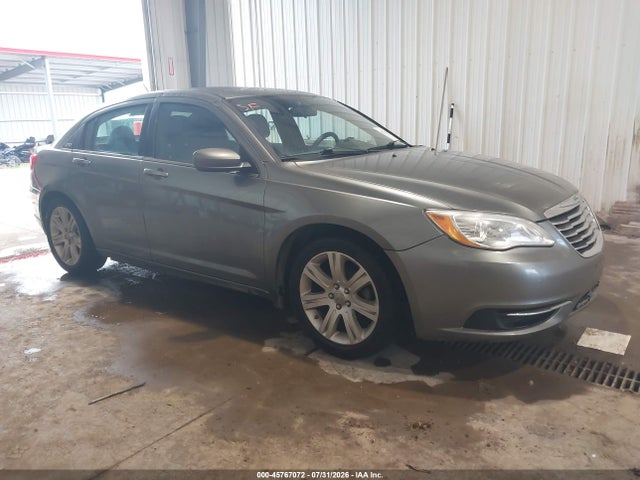 Aukcja sprzedaży 2013 Chrysler 200 Lx, vin: 1C3CCBAB9DN670370, numer aukcji: 45767072