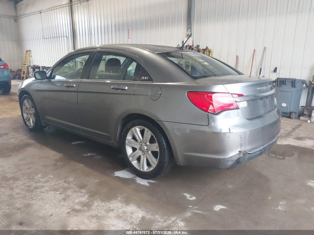 Aukcja sprzedaży 2013 Chrysler 200 Lx, vin: 1C3CCBAB9DN670370, numer aukcji: 45767072