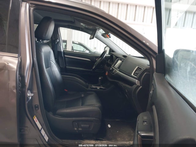 Toyota Highlander Xle 2017 5TDJZRFH5HS394194 Image 5
