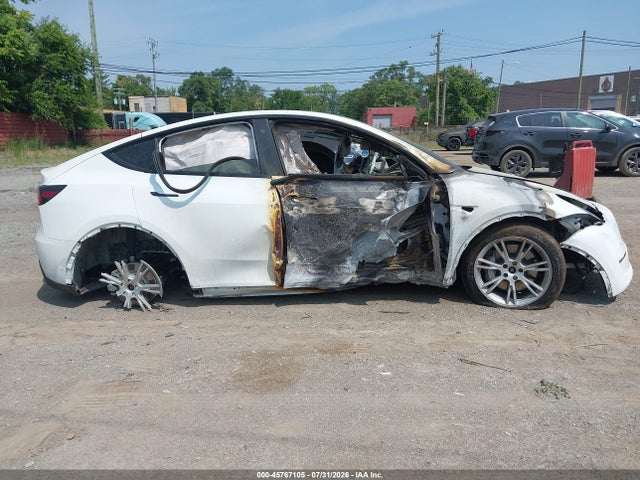 Продаж на аукціоні авто 2020 Tesla Model Y Long Range Dual Motor All-wheel Drive, vin: 5YJYGDEE1LF057114, номер лоту: 45767105