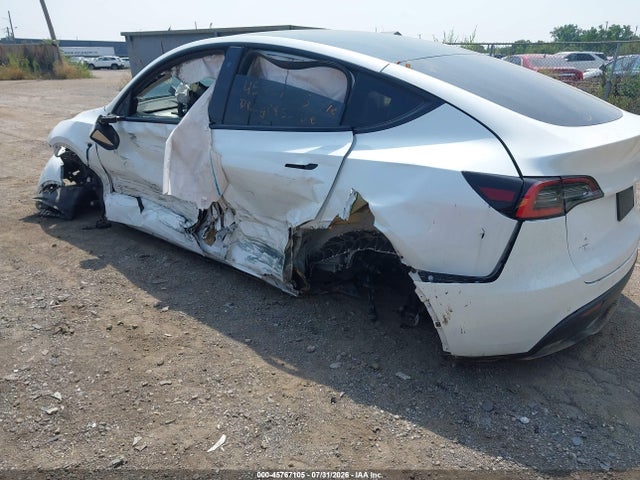 Продаж на аукціоні авто 2020 Tesla Model Y Long Range Dual Motor All-wheel Drive, vin: 5YJYGDEE1LF057114, номер лоту: 45767105
