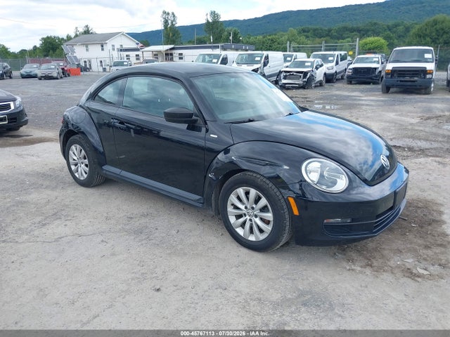 45767113 :رقم المزاد ، 3VWF17AT7GM612435 vin ، 2016 Volkswagen Beetle 1.8t Wolfsburg Edition مزاد بيع