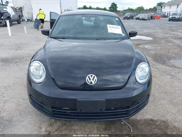 45767113 :رقم المزاد ، 3VWF17AT7GM612435 vin ، 2016 Volkswagen Beetle 1.8t Wolfsburg Edition مزاد بيع