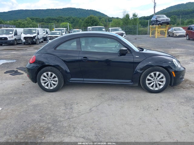 45767113 :رقم المزاد ، 3VWF17AT7GM612435 vin ، 2016 Volkswagen Beetle 1.8t Wolfsburg Edition مزاد بيع