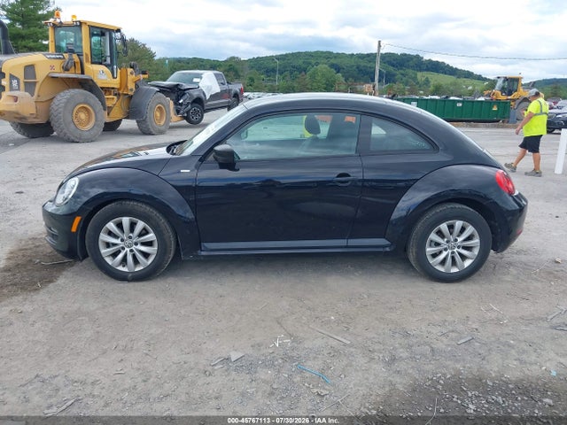 45767113 :رقم المزاد ، 3VWF17AT7GM612435 vin ، 2016 Volkswagen Beetle 1.8t Wolfsburg Edition مزاد بيع