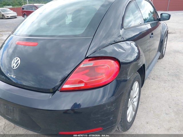 45767113 :رقم المزاد ، 3VWF17AT7GM612435 vin ، 2016 Volkswagen Beetle 1.8t Wolfsburg Edition مزاد بيع