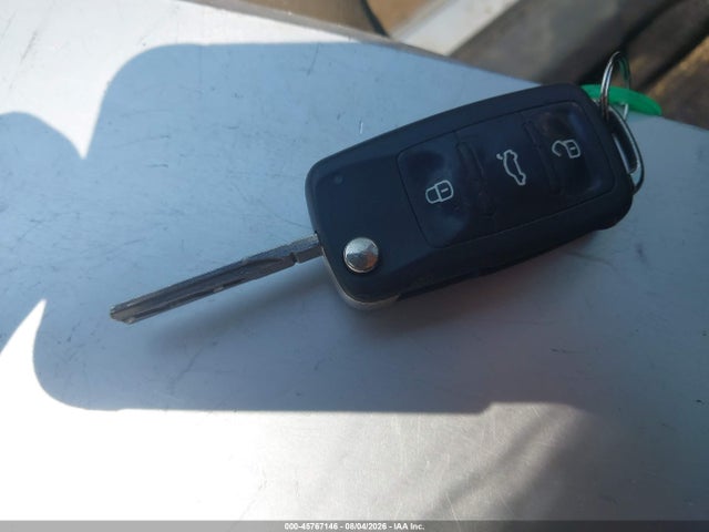 1VWAS7A32GC029442 Volkswagen Passat 1.8t S