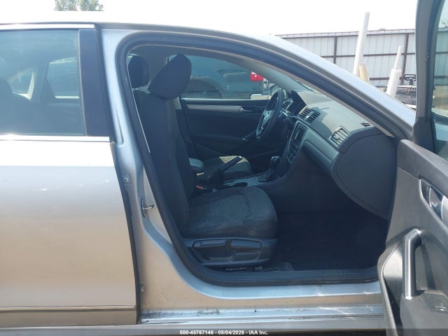 1VWAS7A32GC029442 Volkswagen Passat 1.8t S