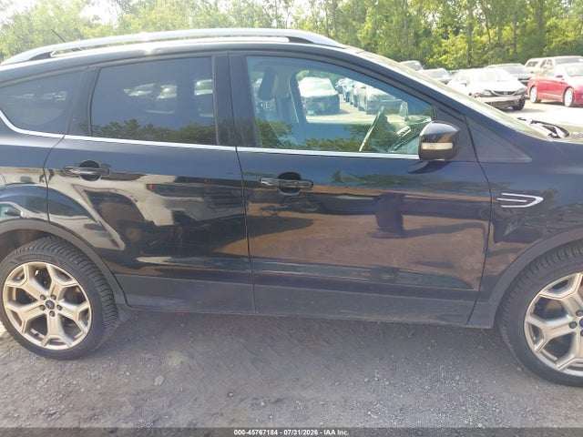 45767184 :رقم المزاد ، 1FMCU9J90JUA21603 vin ، 2018 Ford Escape Titanium مزاد بيع