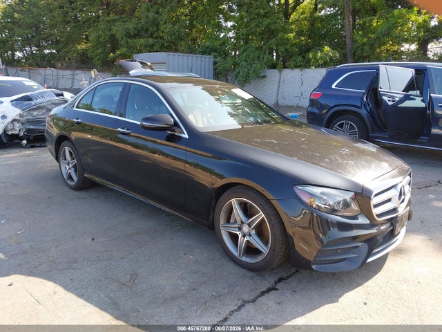 45767200 :رقم المزاد ، WDDZF4KB4HA080040 vin ، 2017 Mercedes-benz E 300 4matic مزاد بيع