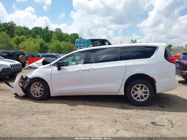 45767223 :رقم المزاد ، 2C4RC1CG8SR613814 vin ، 2025 Chrysler Voyager Lx مزاد بيع