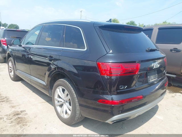 Продажа на аукционе авто 2017 Audi Q7 3.0t Premium, vin: WA1LAAF75HD033174, номер лота: 45767228