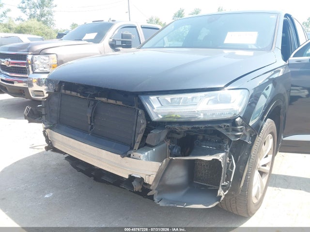 Продажа на аукционе авто 2017 Audi Q7 3.0t Premium, vin: WA1LAAF75HD033174, номер лота: 45767228